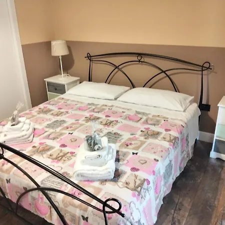 Casa Della Nonna Pasqua Holiday home Taranto