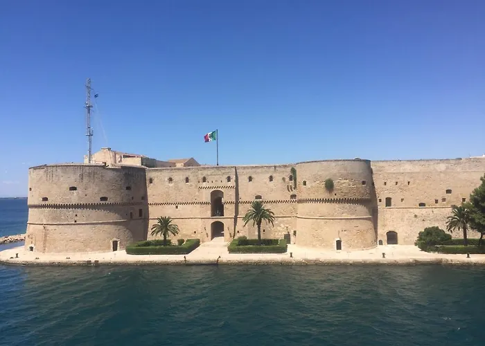 Casa Della Nonna Pasqua * טאראנטו